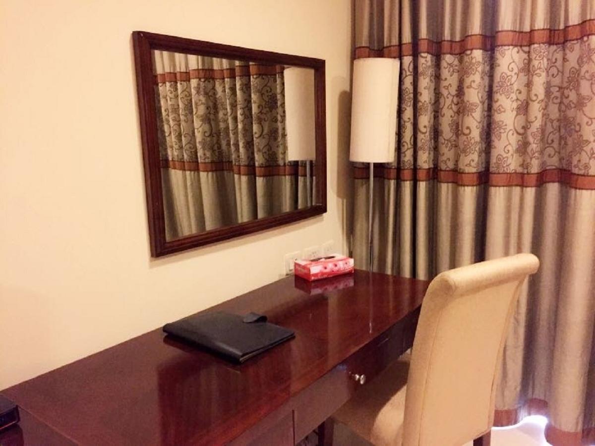 Hotel Vista Nowe Delhi Zewnętrze zdjęcie