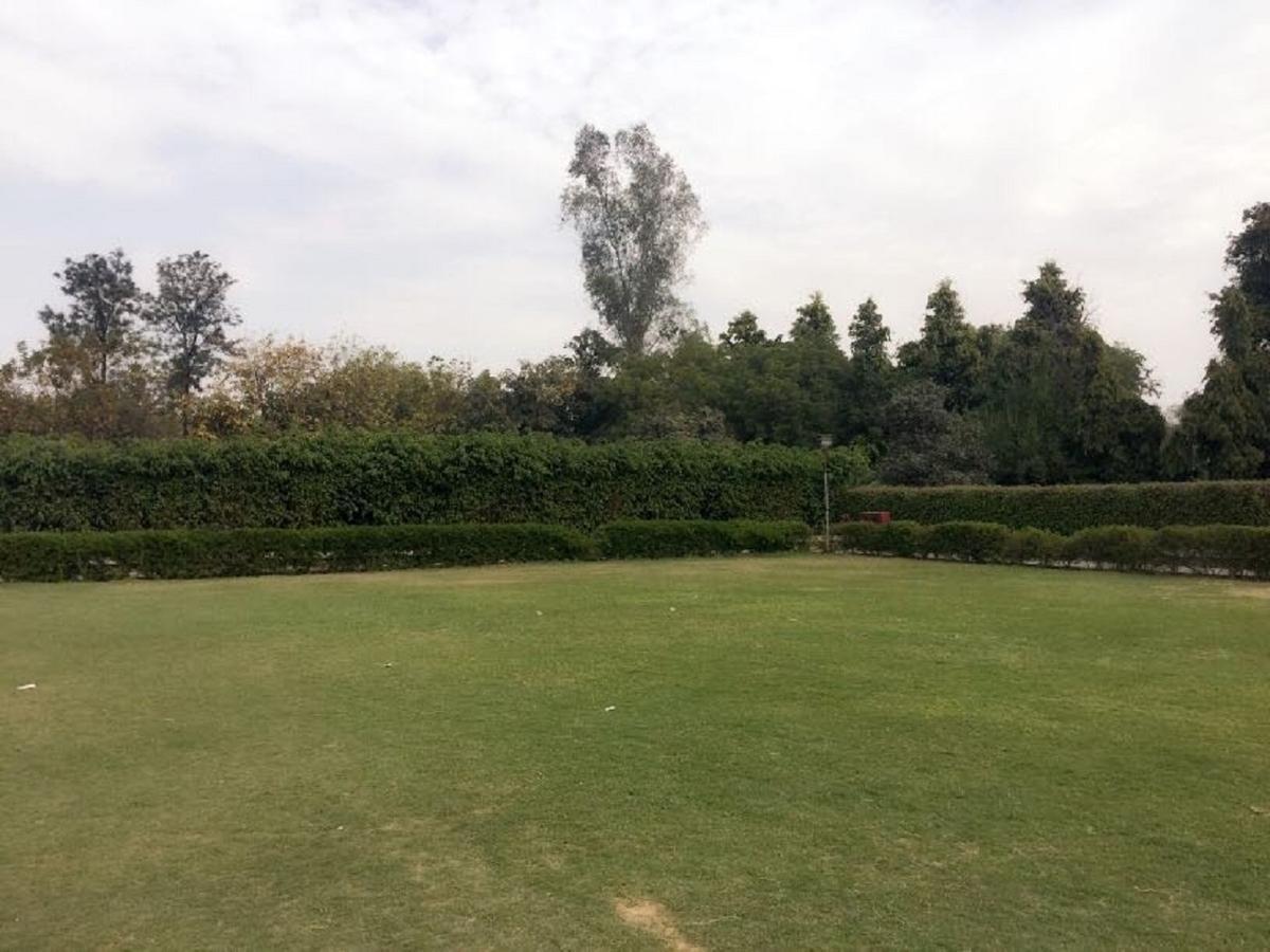 Hotel Vista Nowe Delhi Zewnętrze zdjęcie
